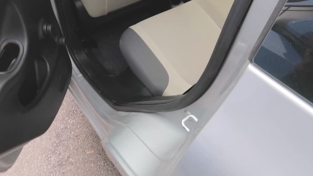 Filming my car door closing by myself one by one the front and the rear.