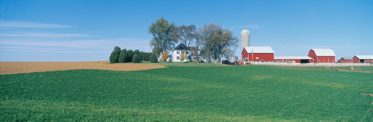 Rolling Farm Fields, Great River Road, Balltown, N.E. Iowa - obrazy, fototapety, plakaty