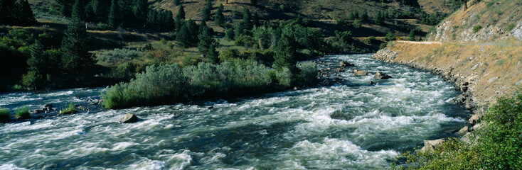 Fototapeta na wymiar White water on Payette River in Nez Perce Indian country, Idaho