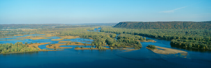 Fototapeta na wymiar Confluence of Mississippi and Wisconsin Rivers, Pike's Peak State Park, Iowa