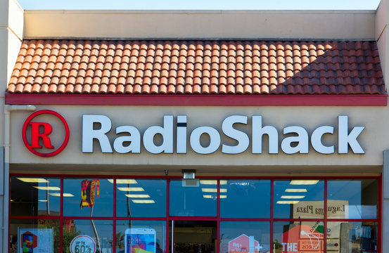 RadioShack retail store exterior