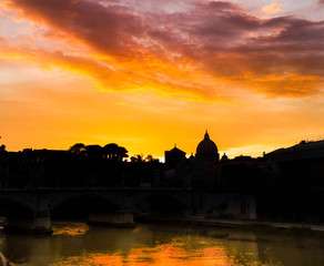 Naklejka premium バチカン市国 日の入り 夕景