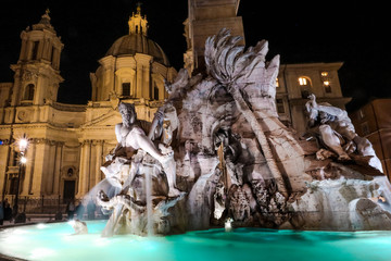 　ローマ　夜　風景