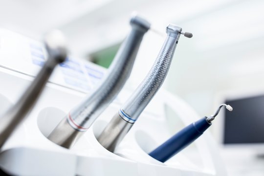 Dental drill machine
