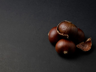 Chestnuts are grown as economic crops for selling seeds