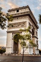 Obraz premium triumphal arch of triumph in paris