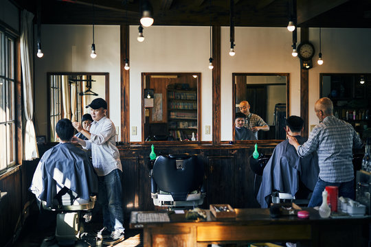 床屋さん　理髪店