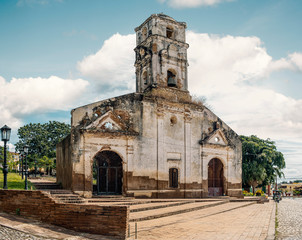 Trinidad Iglesia Santa Ana
