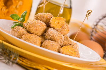 Pumpkin chicken meatballs.	