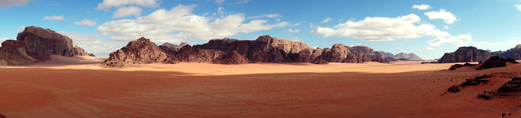 Naklejka premium Panoramic View of Wadi Rum Desert, Jordan