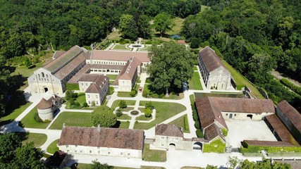 Vue a&eacute;rienne de de l'Abbaye de Fontenay, France