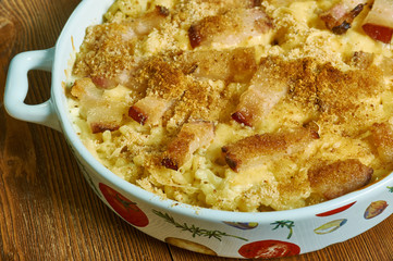 Red Hot Chipotle Bacon Mac and Cheese