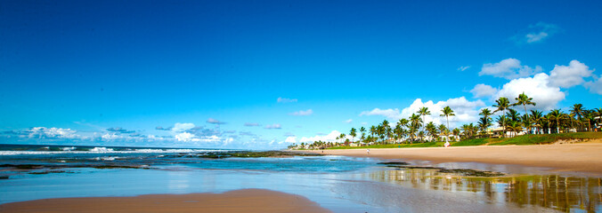 Praia em Lauro de Freitas na Bahia, nordeste do Brasil.