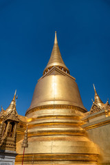 Fototapeta premium Golden buildings in Grand Palace complex, Bangkok - Thailand