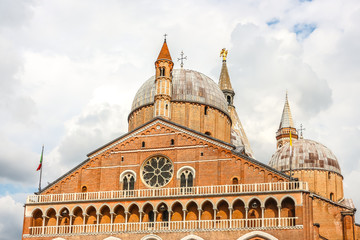 Fototapeta na wymiar Padova, Italy. Beautiful architecture of catholic church (Basilica di Sant'Antonio di Padova).