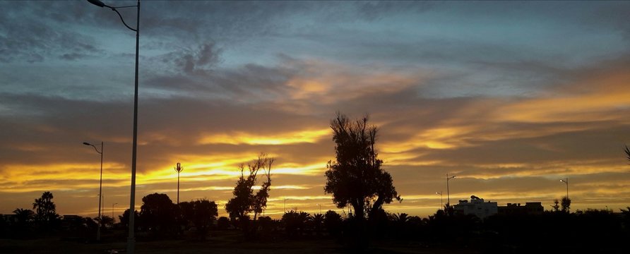 sinrise in the city