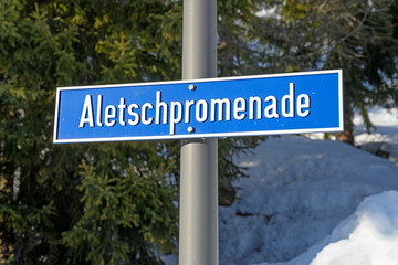 Strassenschild "Aletschpromenade", Bettmeralp, Goms, Wallis, Schweiz