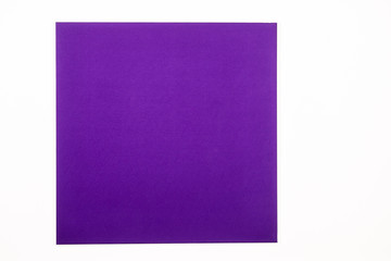Arrière plan carré violet sur fond blanc