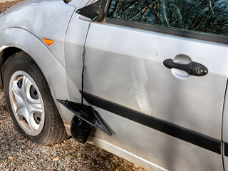 Sachbeschädigung Vandalismus am Auto