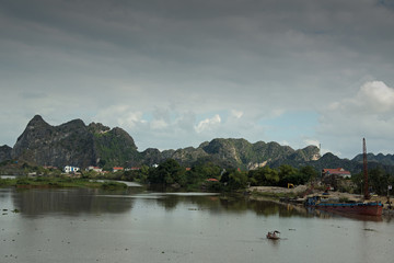 Trockene Halong Bucht