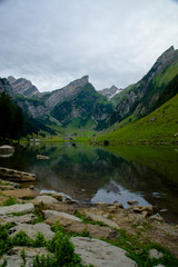 Fototapeta na wymiar Seealpsee - Wasserauen - Kanton Appenzell Innerrhoden 