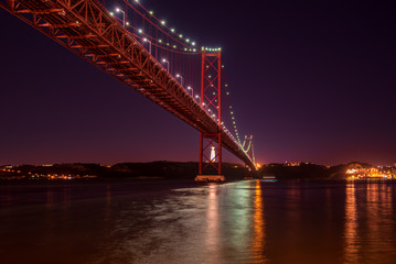 Fototapeta na wymiar Tejo bridje in Lisbon