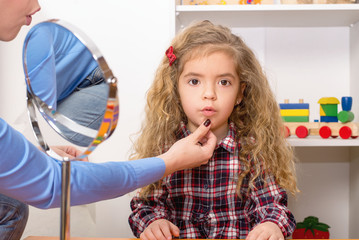 Fototapeta premium Proper articulation therapy for girl