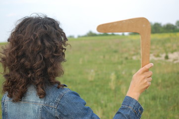 girl with boomerang in the hand