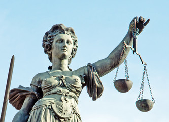 Waage der Gerechtigkeit, Waage der Justitia, Nahaufnahme