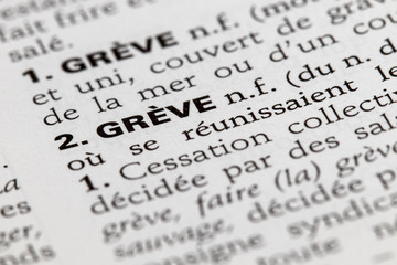 Grève - Définition du mot dans le dictionnaire français