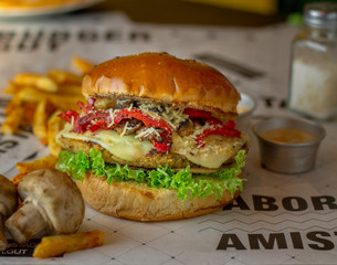hamburguesa vegetariana parmesano pimenton