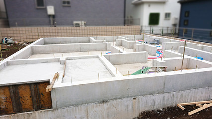 新築戸建の基礎工事