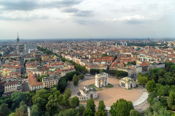 Fototapeta na wymiar Milan, Italy cityscape and skyline