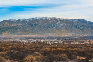 Fototapeta na wymiar Albuquerque Winter Mountains