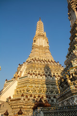 Fototapeta premium Wat Arun or Temple of Dawn is a beautiful Buddhist temple and landmarks of Bangkok in Thailand 
