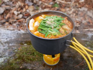 アウトドア　ご飯　鍋