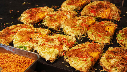 Okonomiyaki on its last step