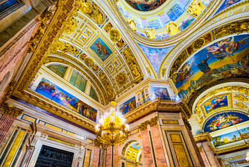 Fototapeta na wymiar Inside Saint Isaac's Cathedral- greatest architectural creation. Saint Petersburg.