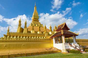 Fototapeta na wymiar Pha That Luang temple - The Golden Pagoda in Vientiane , Laos