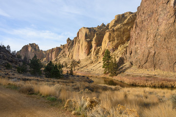 Rocks in a beautiful, beautiful canyon, desert river, Smith Rock State Park