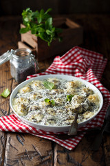 Sweet gnocchi with cream and poppy seeds 