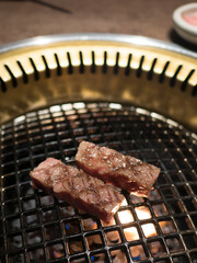 焼肉　カルビ