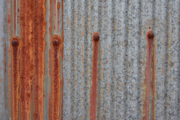 Rusty zinc wall