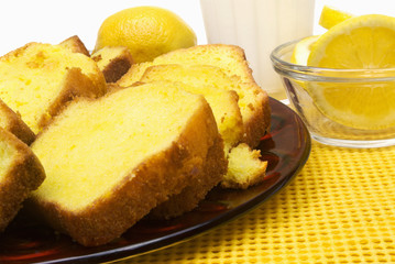 Homemade Sliced Lemon Cake