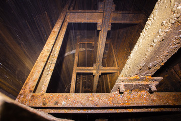 Vertical mine raise main shaft