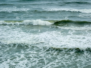 Ocean waves with foam