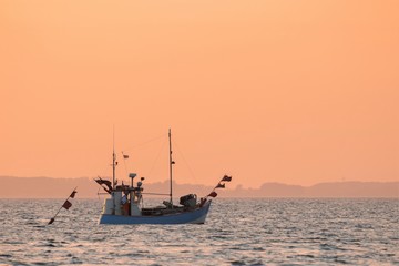 Fischer Boot, Stellnetz Küsten Fischerei