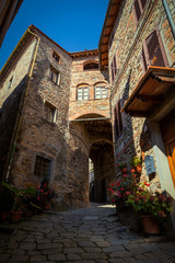 Fototapeta na wymiar Borgo di San Quirico, in provincia di Pistoia