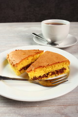Sponge cake stuffed with chocolate filling