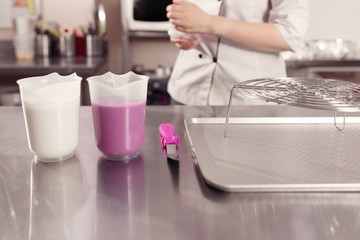 preparing glaze for cake